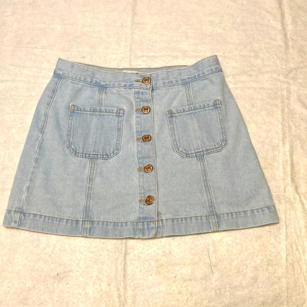 Denim Button Front Eight Panel Mini Skirt- Excellent Used Condition- size 27